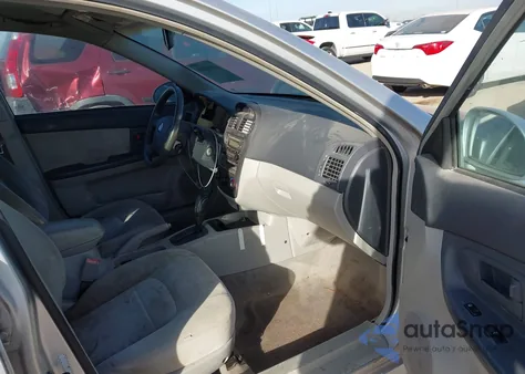 2004 Kia Spectra Ex/Lx from USA, damaged, VIN KNAFE121645033081